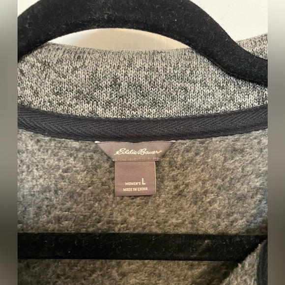 Eddie Bauer Quarter Button Pull-Over - Picture 3 of 4